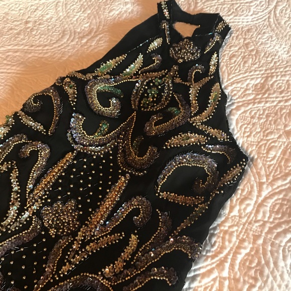 Dress - Picture 3 of 3